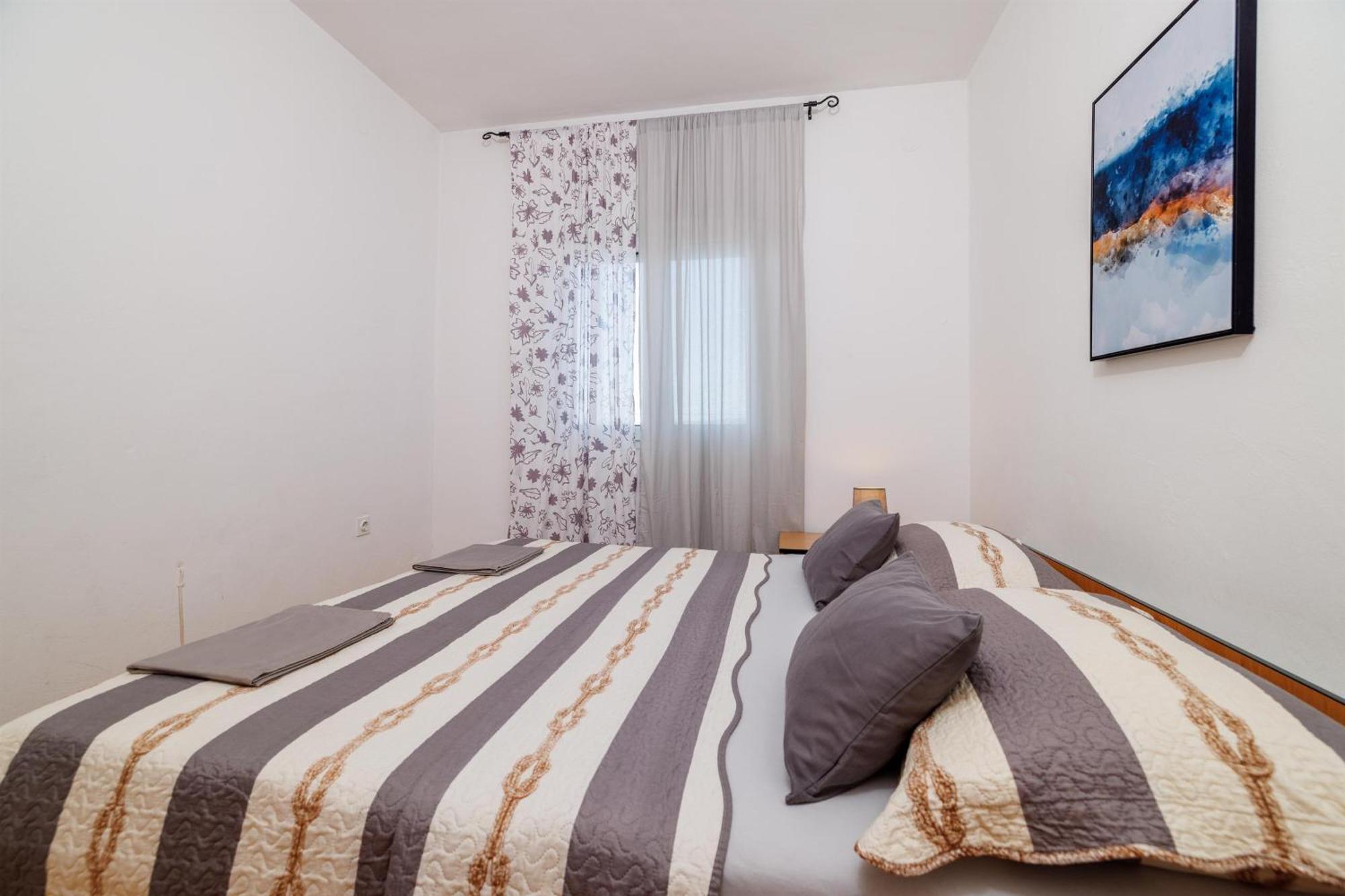 Apartments Buneta Цриквеница Экстерьер фото
