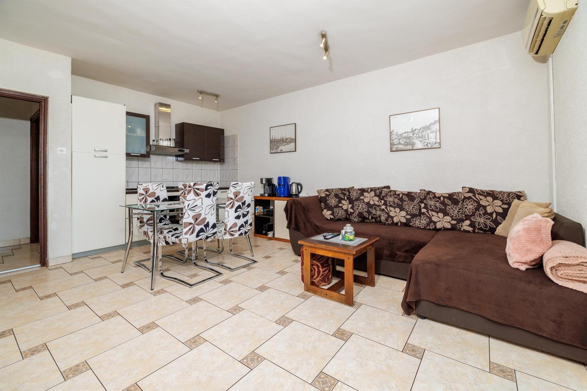 Apartments Buneta Цриквеница Экстерьер фото